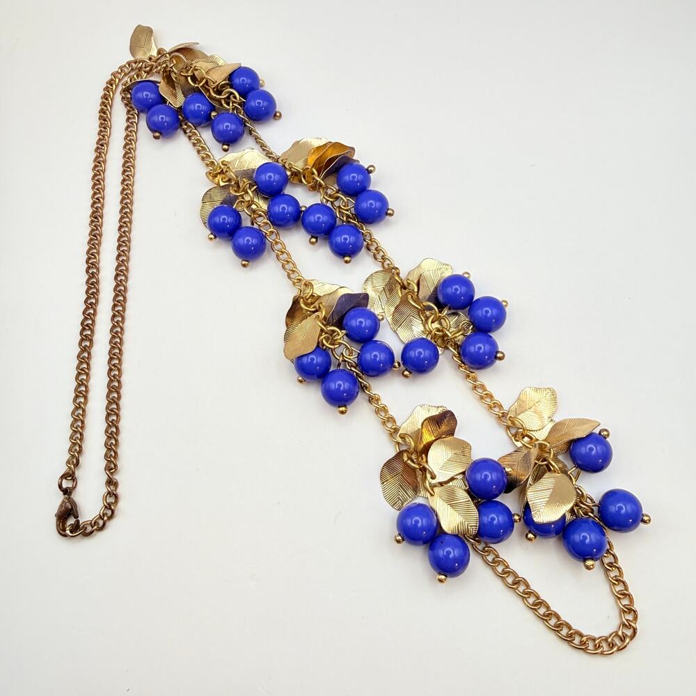 Vintage Blueberry Cluster Dangle Lucite Bead Gold Tone Leaf Bib Necklace 29"